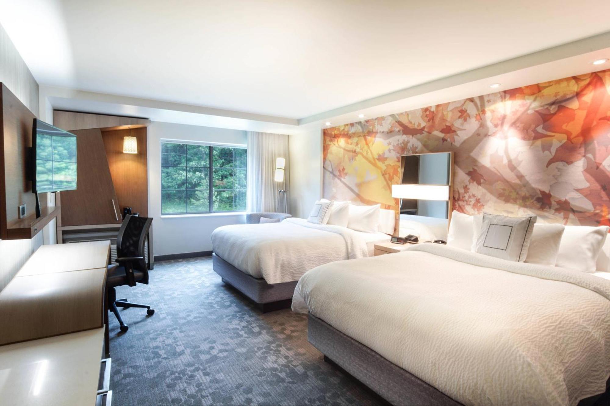 Courtyard By Marriott Lenox Berkshires Hotell Eksteriør bilde